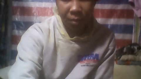 Snapshot of monica981 chatting on 08/05/26, 01:19 monica981 online show from 08/05/26, 01:19