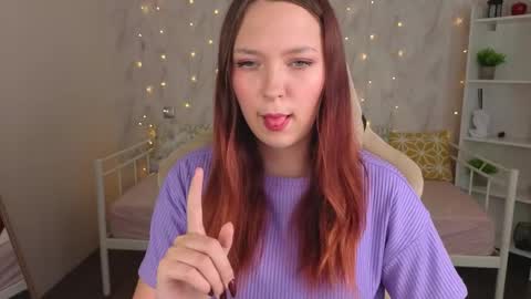 Monica online show from 06/05/26, 05:36