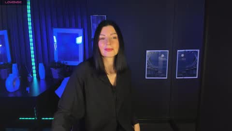 Monica online show from 01/31/25, 05:40