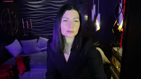 Monica online show from 02/19/25, 06:33