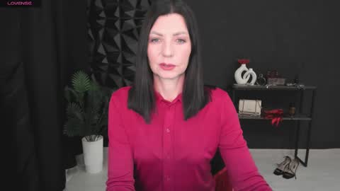 Monica online show from 03/01/25, 02:44
