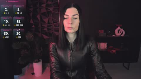 Monica online show from 03/06/25, 11:14