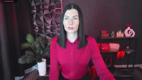 Monica online show from 03/09/25, 11:14