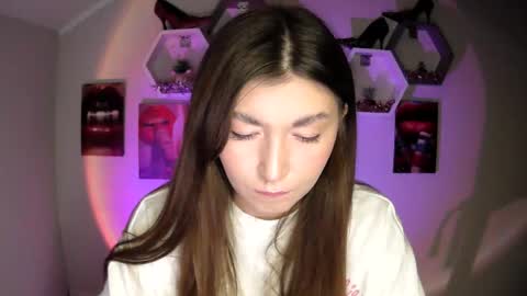 Snapshot of monica_sweets chatting on 09/30/25, 07:13 sweet girl and shine body online show from 09/30/25, 07:13