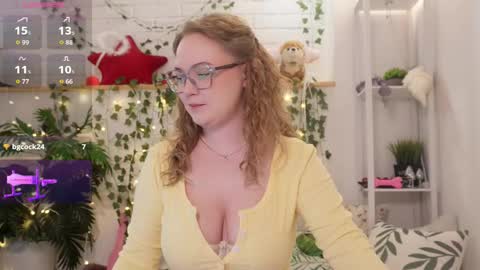 monicaasis online show from 09/21/25, 05:58