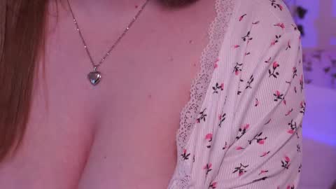 monicaasis online show from 05/06/26, 06:13