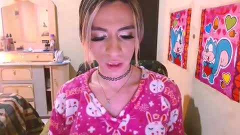 monicalimite123 online show from 12/21/25, 01:57