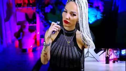 Monika online show from 11/13/25, 10:58