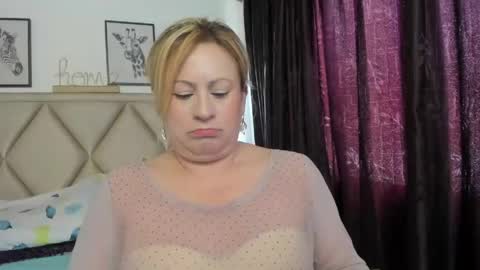 Mony online show from 04/27/26, 12:25