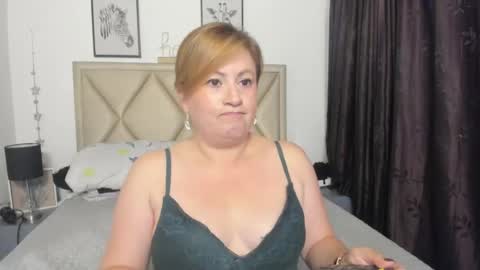 Mony online show from 07/11/26, 02:14