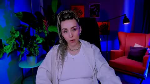 Snapshot of monicariley chatting on 04/27/26, 11:08 monicariley online show from 04/27/26, 11:08