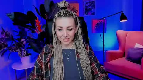 Snapshot of monicariley chatting on 05/04/26, 09:16 monicariley online show from 05/04/26, 09:16