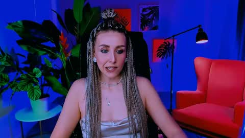 Snapshot of monicariley chatting on 05/08/26, 10:20 monicariley online show from 05/08/26, 10:20