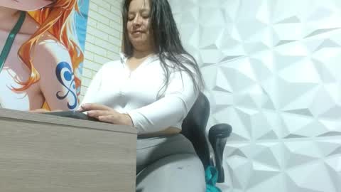 monickhotpri online show from 05/20/26, 11:44