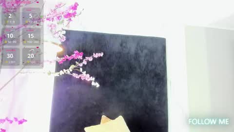 MONIK FOX online show from 10/24/25, 07:43