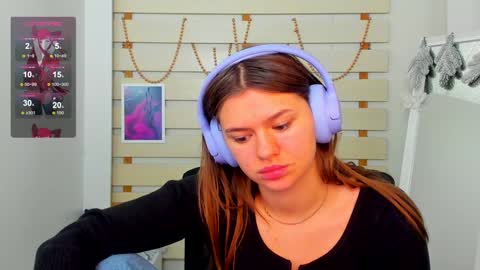 Monika online show from 12/30/24, 11:48