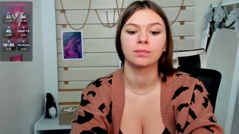 Monika online show from 01/10/25, 07:57