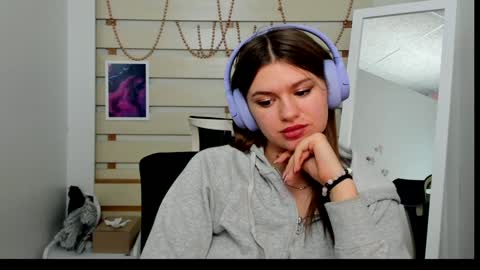 Monika online show from 01/19/25, 02:17