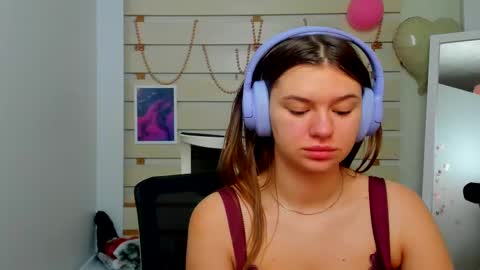 Monika online show from 02/13/25, 01:26