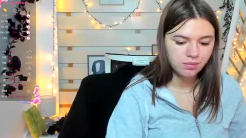 Monika online show from 11/29/25, 01:47