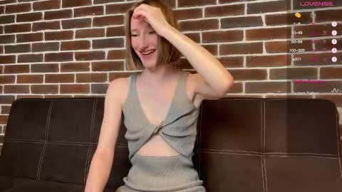 Snapshot of monikabos chatting on 11/06/25, 09:59 MonikaBos online show from 11/06/25, 09:59