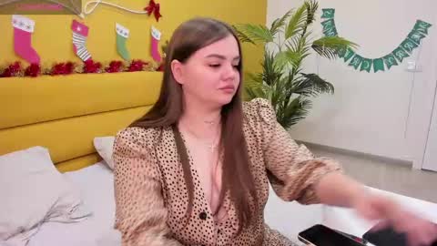 Monika online show from 12/25/24, 12:59