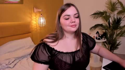 Monika online show from 02/10/25, 04:08