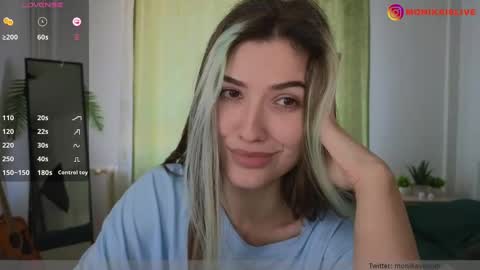 Snapshot of monikavenom chatting on 03/04/25, 11:08 Monika online show from 03/04/25, 11:08