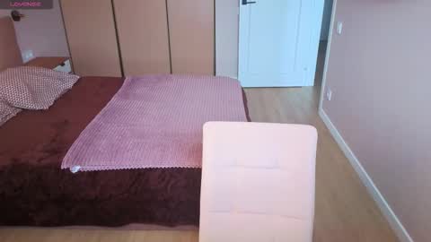 Monik online show from 02/24/26, 04:10