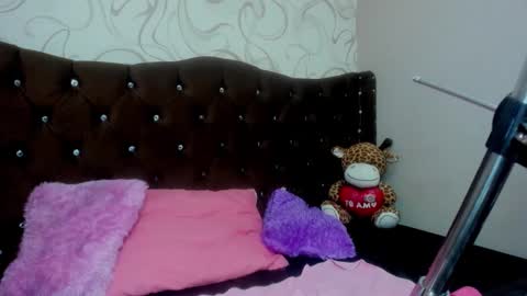 Monica online show from 10/13/25, 03:45