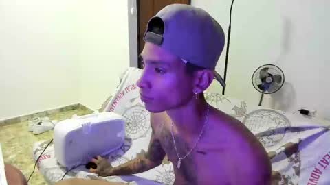 Snapshot of monkeyd_66 chatting on 01/10/25, 01:20 monkeyd_66 online show from 01/10/25, 01:20