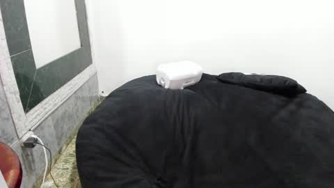 monkeyd_66 online show from 01/28/25, 01:29