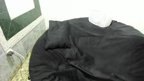 monkeyd_66 online show from 02/09/25, 02:29