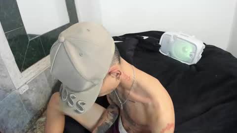 monkeyd_66 online show from 02/20/25, 05:40