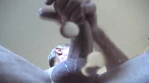 Snapshot of monkeyspank82 chatting on 01/05/26, 09:29 monkeyspank82 online show from 01/05/26, 09:29