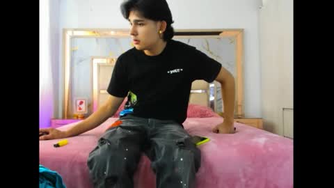 Snapshot of monky_0002 chatting on 03/09/26, 06:12 monky_0002 online show from 03/09/26, 06:12