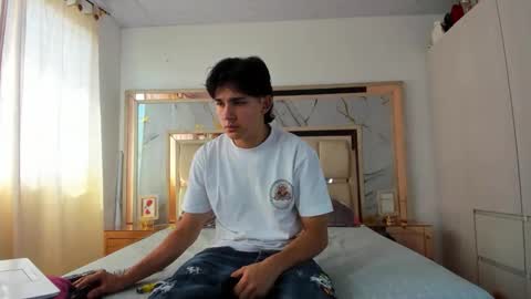 Snapshot of monky_0002 chatting on 03/21/26, 07:39 monky_0002 online show from 03/21/26, 07:39