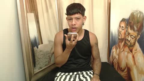 Snapshot of monsoon_the_best chatting on 09/18/25, 02:35 monsoon_the_best online show from 09/18/25, 02:35