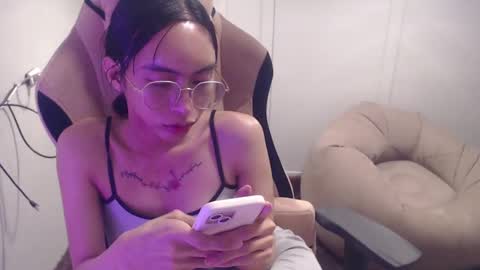 Snapshot of monstercockselfsuck chatting on 01/24/25, 02:08 ELYSE A SIMPLE GIRL online show from 01/24/25, 02:08