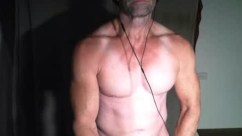 Snapshot of monsterdildos chatting on 02/28/26, 12:06 monsterdildos online show from 02/28/26, 12:06