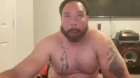 Snapshot of monsterdom9 chatting on 11/20/25, 03:28 monsterdom9 online show from 11/20/25, 03:28