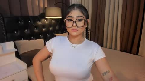 Snapshot of monstrouscockdivaontop chatting on 01/28/25, 08:15 Ruthie online show from 01/28/25, 08:15