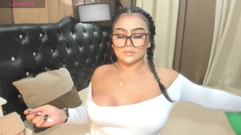 Snapshot of monstrouscockdivaontop chatting on 09/21/25, 09:27 Ruthie online show from 09/21/25, 09:27