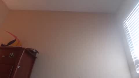 Snapshot of montecillo718 chatting on 05/19/26, 02:56 montecillo718 online show from 05/19/26, 02:56