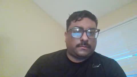 Snapshot of montecillo718 chatting on 05/20/26, 03:02 montecillo718 online show from 05/20/26, 03:02