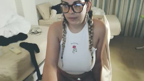 Monse online show from 06/06/26, 09:08