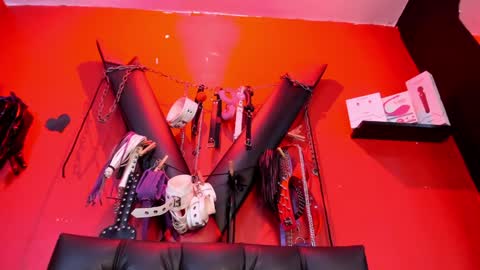 Monttserratt online show from 02/26/25, 01:32