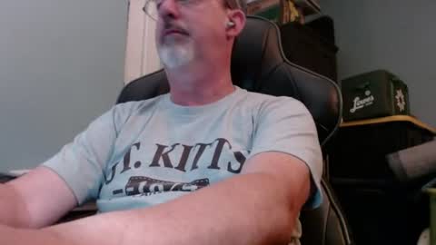 Snapshot of monty1071 chatting on 07/17/26, 02:18 Maybe it is a midlife crisis... online show from 07/17/26, 02:18