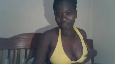 Snapshot of moo_baby chatting on 05/02/26, 09:20 moo_baby online show from 05/02/26, 09:20