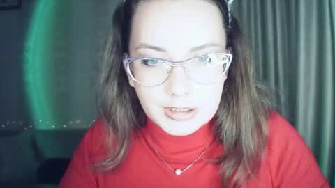 moodiemira online show from 10/10/25, 03:33